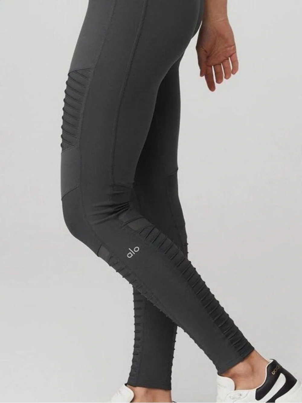 🩶🩶 ALO Yoga High-Waisted Dark Slate Gray Moto Leggings 🩶🩶